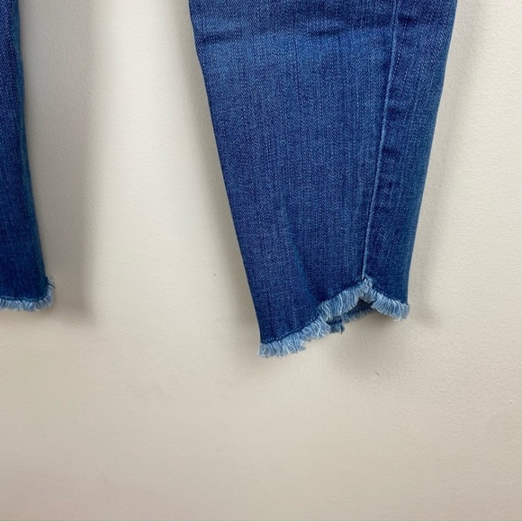 Madewell 10" High-Rise Skinny Jeans: Tulip-Hem Edition - Picture 7 of 11
